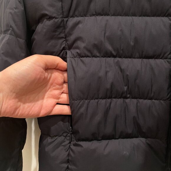 Uniqlo Ultra Light Down Hooded Jacket - Picture 4 of 7
